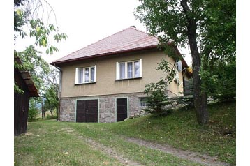 Slovaška Chata Nová Baňa, Eksterier